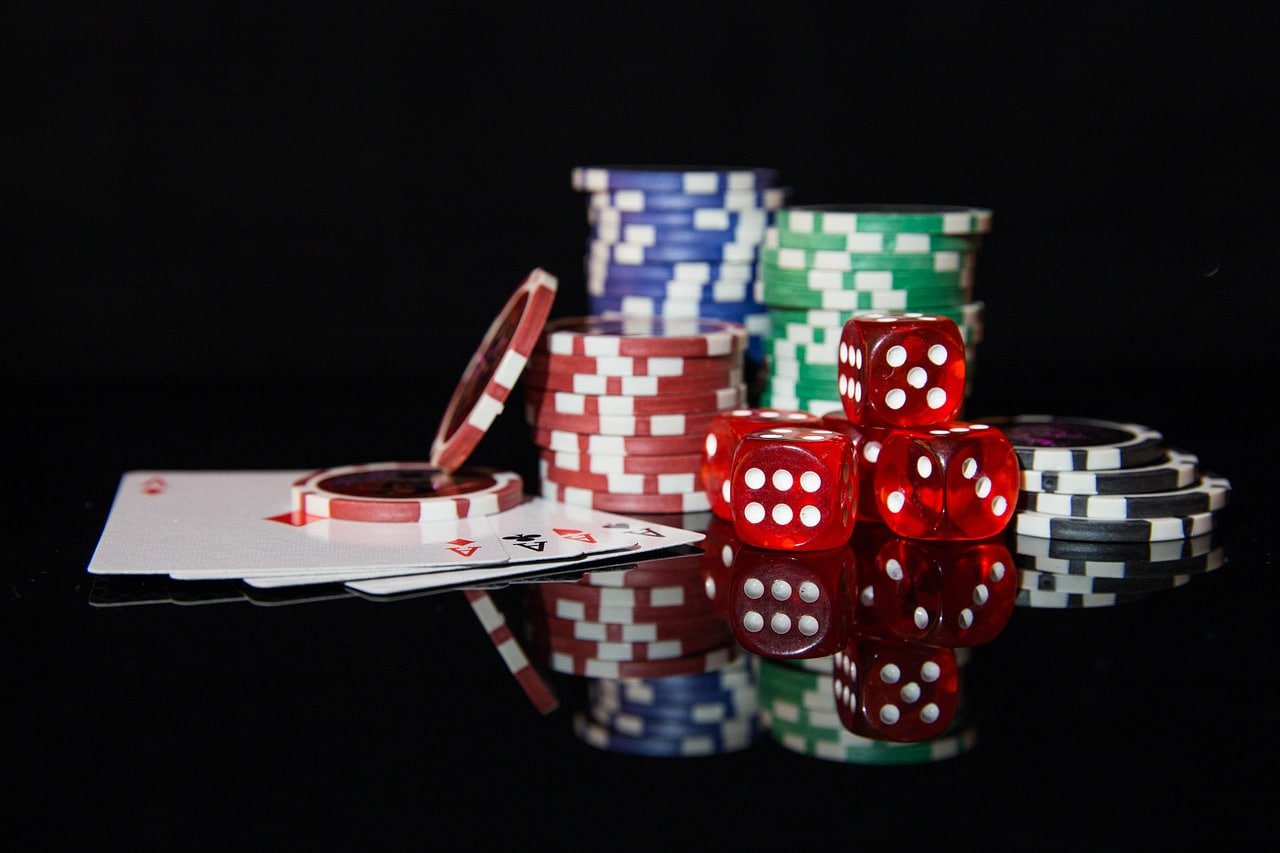 Filipino player launching a slot game on mobile browser